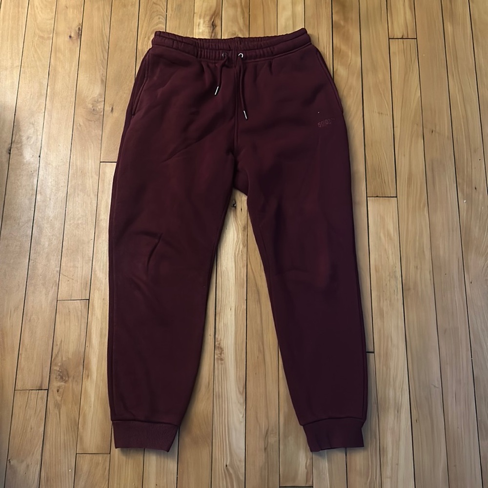 Maroon sweatpants